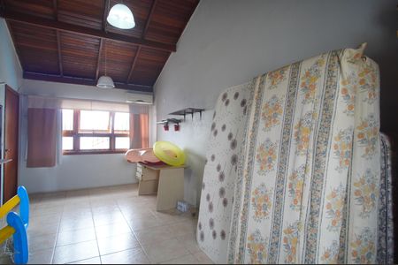 Casa para alugar com 251m², 4 quartos e 4 vagasQuarto 3