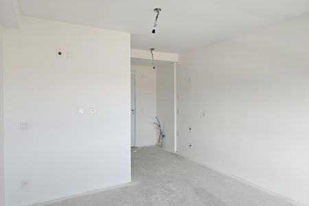 Sala/Cozinha de kitnet/studio à venda com 1 quarto, 35m² em Passo D’areia, Porto Alegre