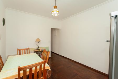 Casa à venda com 165m², 4 quartos e 2 vagasCopa