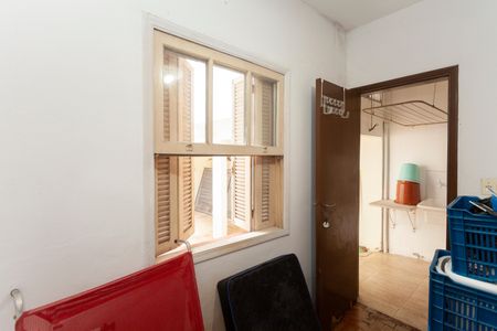 Casa à venda com 165m², 4 quartos e 2 vagasEdícula