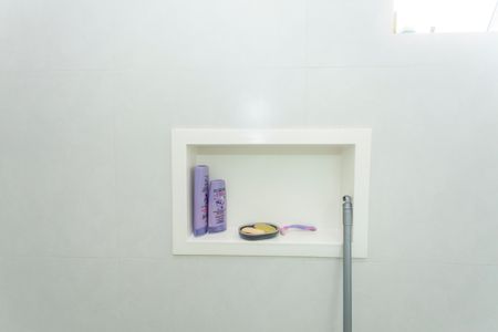 Casa à venda com 165m², 4 quartos e 2 vagasBanheiro da Suíte