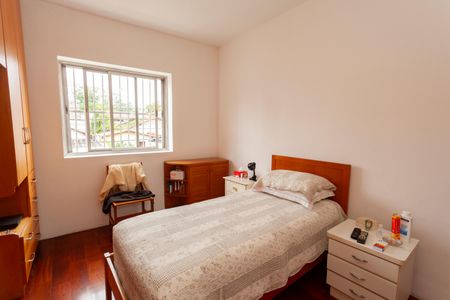 Casa à venda com 165m², 4 quartos e 2 vagasSuíte