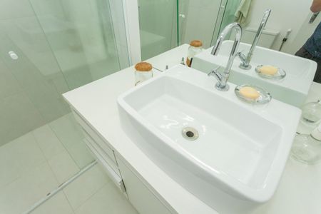 Casa à venda com 165m², 4 quartos e 2 vagasBanheiro