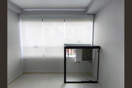 Varanda de kitnet/studio para alugar com 1 quarto, 32m² em Sacomã, São Paulo