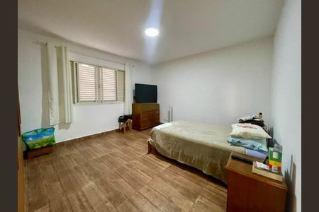 Casa à venda com 3 quartos, 210m² em Chácara Santo Antônio (Zona Sul), São Paulo