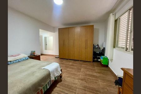 Casa à venda com 3 quartos, 210m² em Chácara Santo Antônio (Zona Sul), São Paulo