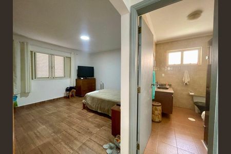 Casa à venda com 3 quartos, 210m² em Chácara Santo Antônio (Zona Sul), São Paulo