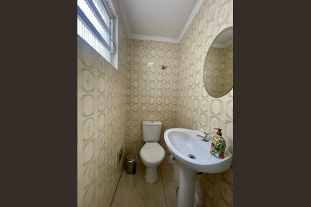 Casa à venda com 3 quartos, 210m² em Chácara Santo Antônio (Zona Sul), São Paulo