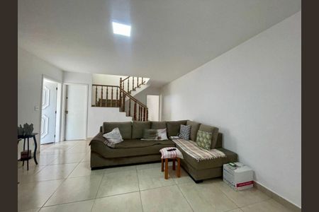 Casa à venda com 3 quartos, 210m² em Chácara Santo Antônio (Zona Sul), São Paulo