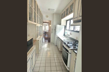 Apartamento à venda com 220m², 3 quartos e 4 vagas