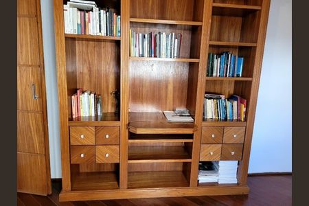 Apartamento à venda com 220m², 3 quartos e 4 vagas