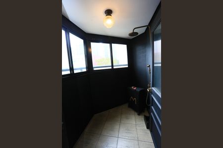 Studio à venda com 143m², 1 quarto e 2 vagas Studio à venda com 143m², 1 quarto e 2 vagasVaranda