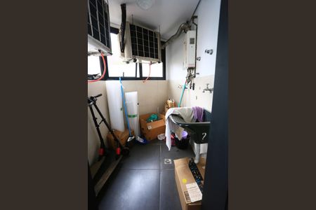 Studio à venda com 143m², 1 quarto e 2 vagas Studio à venda com 143m², 1 quarto e 2 vagasÁrea de Serviço