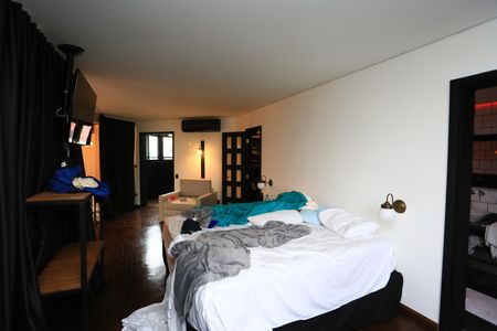 Studio à venda com 143m², 1 quarto e 2 vagas Studio à venda com 143m², 1 quarto e 2 vagasquarto