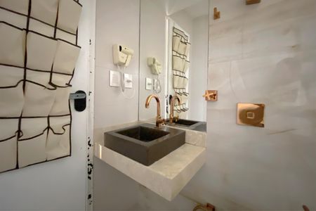 Studio à venda com 42m², 1 quarto e sem vaga Studio à venda com 42m², 1 quarto e sem vagaBanheiro