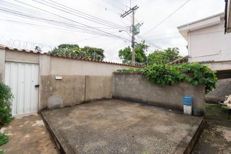 Casa à venda com 360m², 3 quartos e 2 vagasQuintal 