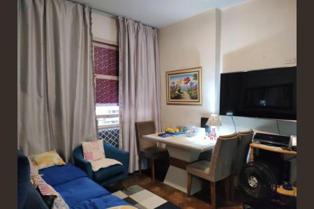 Sala de apartamento para alugar com 2 quartos, 50m² em Copacabana, Rio de Janeiro