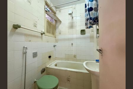 Apartamento para alugar com 50m², 2 quartos e sem vagaBanheiro