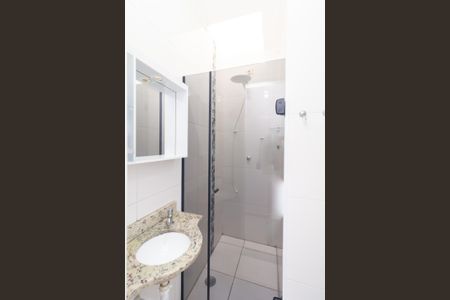 Casa de condomínio para alugar com 52m², 2 quartos e 1 vaga Casa de condomínio para alugar com 52m², 2 quartos e 1 vagaBanheiro