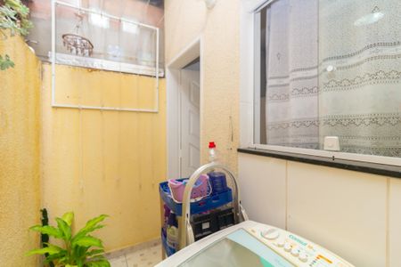 Casa de condomínio para alugar com 52m², 2 quartos e 1 vaga Casa de condomínio para alugar com 52m², 2 quartos e 1 vagaÁrea de Serviço