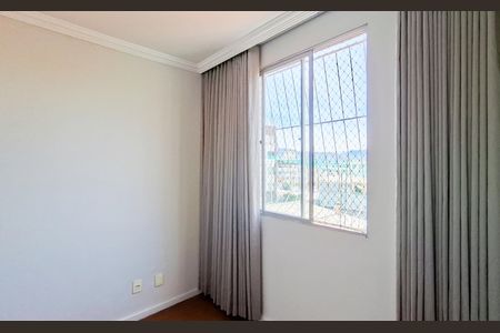 Quarto de apartamento para alugar com 2 quartos, 64m² em Sagrada Família, Belo Horizonte