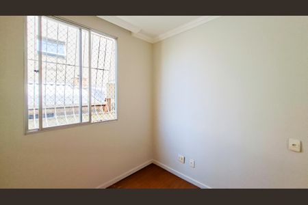 Quarto 2 de apartamento para alugar com 2 quartos, 64m² em Sagrada Família, Belo Horizonte