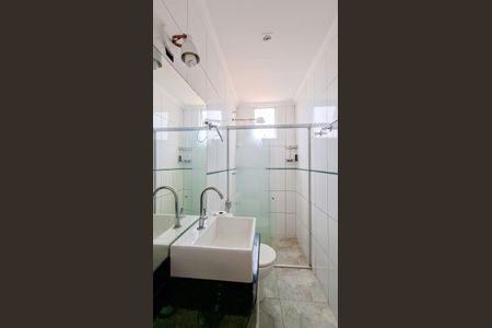 Apartamento à venda com 64m², 2 quartos e 1 vaga Apartamento à venda com 64m², 2 quartos e 1 vagaBanheiro