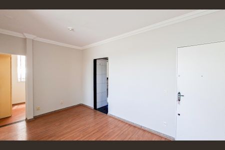 Sala de apartamento para alugar com 2 quartos, 64m² em Sagrada Família, Belo Horizonte