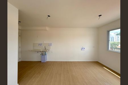 Sala/Quarto de apartamento à venda com 1 quarto, 27m² em Itaim Bibi, São Paulo