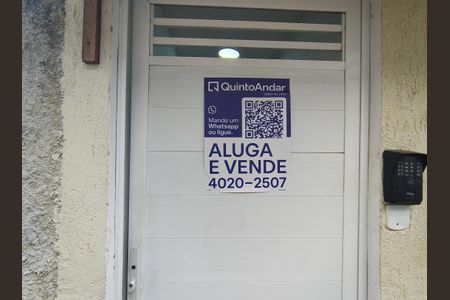 Studio para alugar com 40m², 1 quarto e sem vaga Studio para alugar com 40m², 1 quarto e sem vagaPlaca