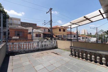 Casa para alugar com 399m², 4 quartos e 3 vagas Casa para alugar com 399m², 4 quartos e 3 vagasVaranda