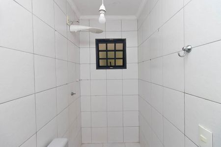 Casa para alugar com 399m², 4 quartos e 3 vagas Casa para alugar com 399m², 4 quartos e 3 vagasBanheiro de Serviço