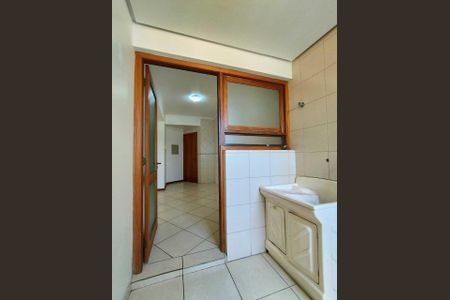 Apartamento para alugar com 120m², 3 quartos e 1 vagaÁrea de Serviço
