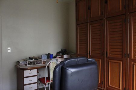 Apartamento à venda com 180m², 3 quartos e 2 vagasQuarto 2