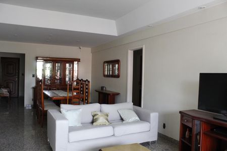 Apartamento à venda com 180m², 3 quartos e 2 vagasSala