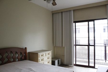 Apartamento à venda com 180m², 3 quartos e 2 vagasSuíte 2