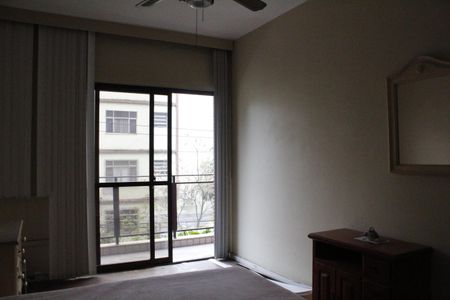 Apartamento à venda com 180m², 3 quartos e 2 vagasSuíte 2