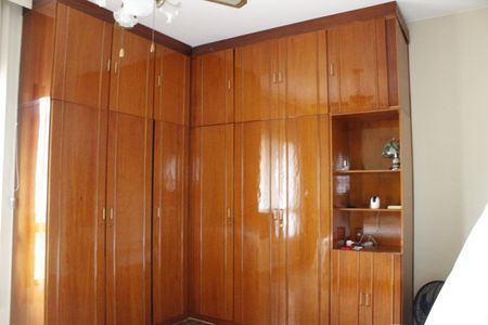 Apartamento à venda com 180m², 3 quartos e 2 vagasSuíte 2