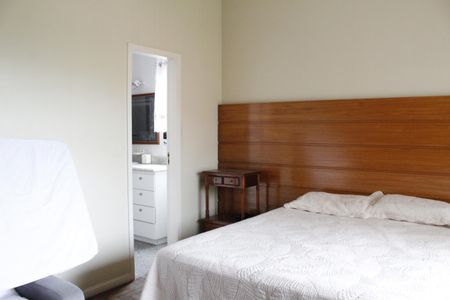 Apartamento à venda com 180m², 3 quartos e 2 vagasSuíte 2