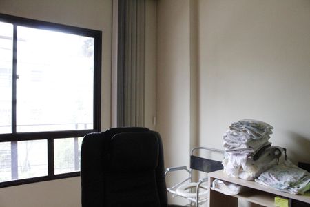 Apartamento à venda com 180m², 3 quartos e 2 vagasQuarto 2