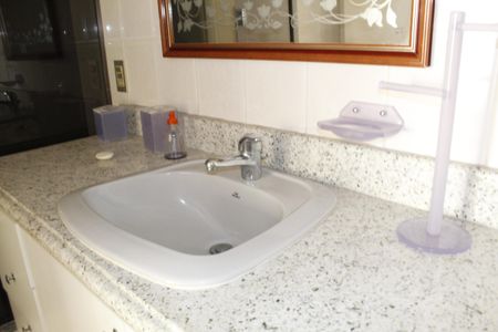 Apartamento à venda com 180m², 3 quartos e 2 vagasBanheiro da Suíte 2