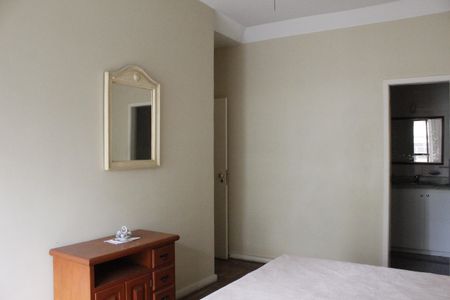 Apartamento à venda com 180m², 3 quartos e 2 vagasSuíte 2