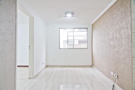 Sala de apartamento para alugar com 2 quartos, 45m² em Vila Miriam, São Paulo