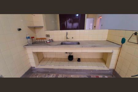 Casa à venda com 240m², 2 quartos e 2 vagas