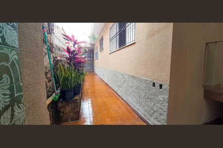 Casa à venda com 240m², 2 quartos e 2 vagas