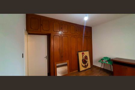 Casa à venda com 240m², 2 quartos e 2 vagas