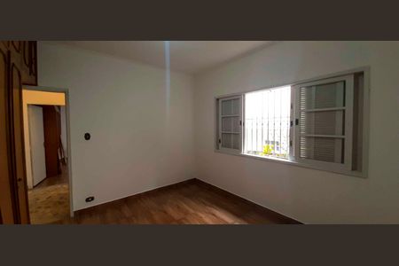 Casa à venda com 240m², 2 quartos e 2 vagas