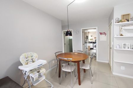 Apartamento para alugar com 60m², 2 quartos e 1 vaga Apartamento para alugar com 60m², 2 quartos e 1 vagaSala