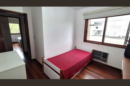 Apartamento à venda com 100m², 3 quartos e 1 vagaQuarto