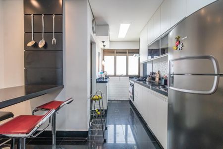 Apartamento para alugar com 250m², 4 quartos e 4 vagasCozinha